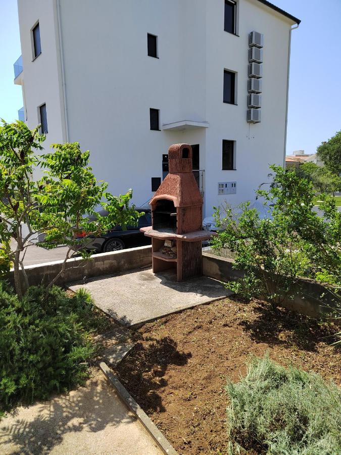 Apartmán Apartman Karmen Srima Exteriér fotografie
